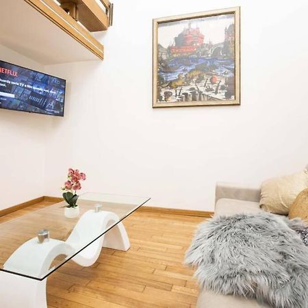 Unforgettable Split Level Jacuzzi Suite Navona - Top Collection ローマ エクステリア 写真